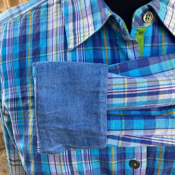 Plaid Cotton Button Up with Finish Details - Picture 5 of 9